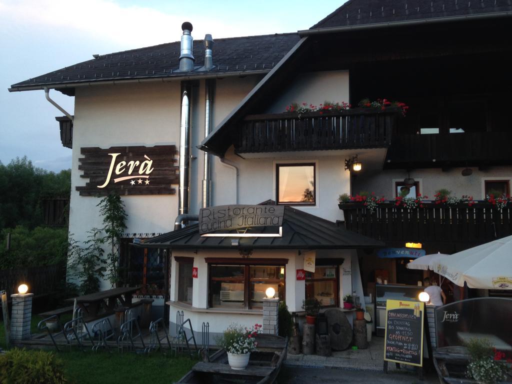 Jera Am Furtnerteich Hotel-Ristorante&Relax Mariahof Dış mekan fotoğraf